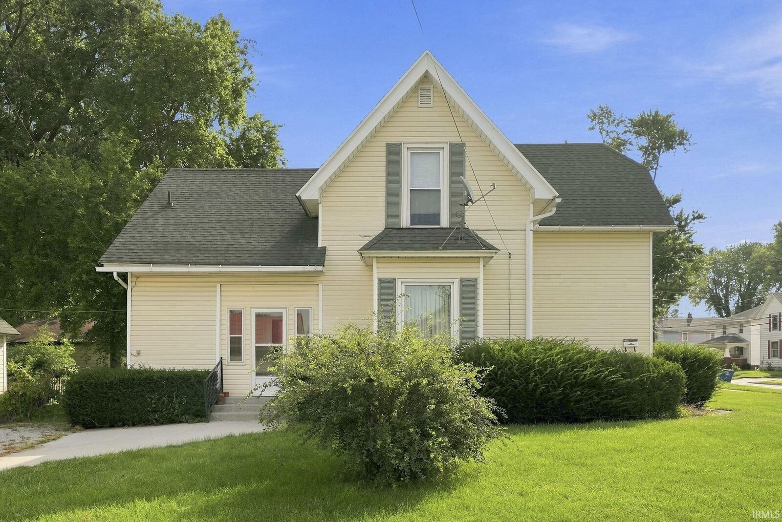 Property Photo: 1103 Summit Street IN 46774-1459