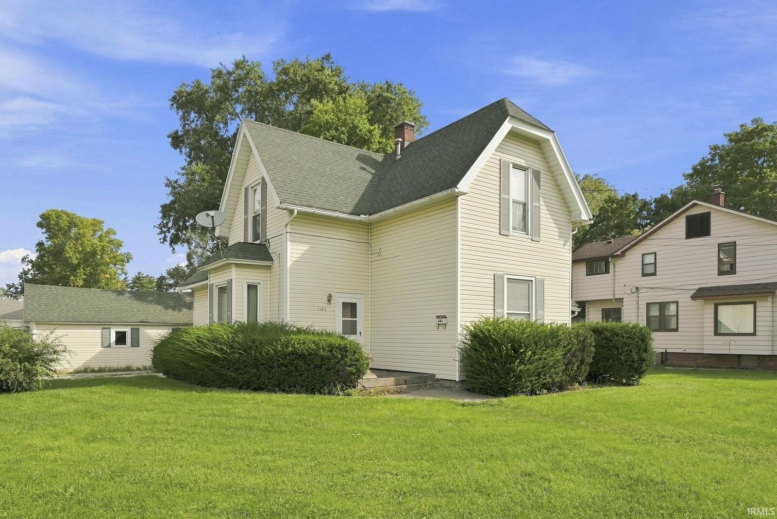 Property Photo: 1103 Summit Street IN 46774-1459