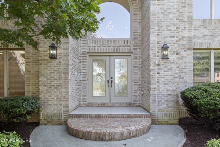 Property Photo: 1613 Bingham Drive TN 37922