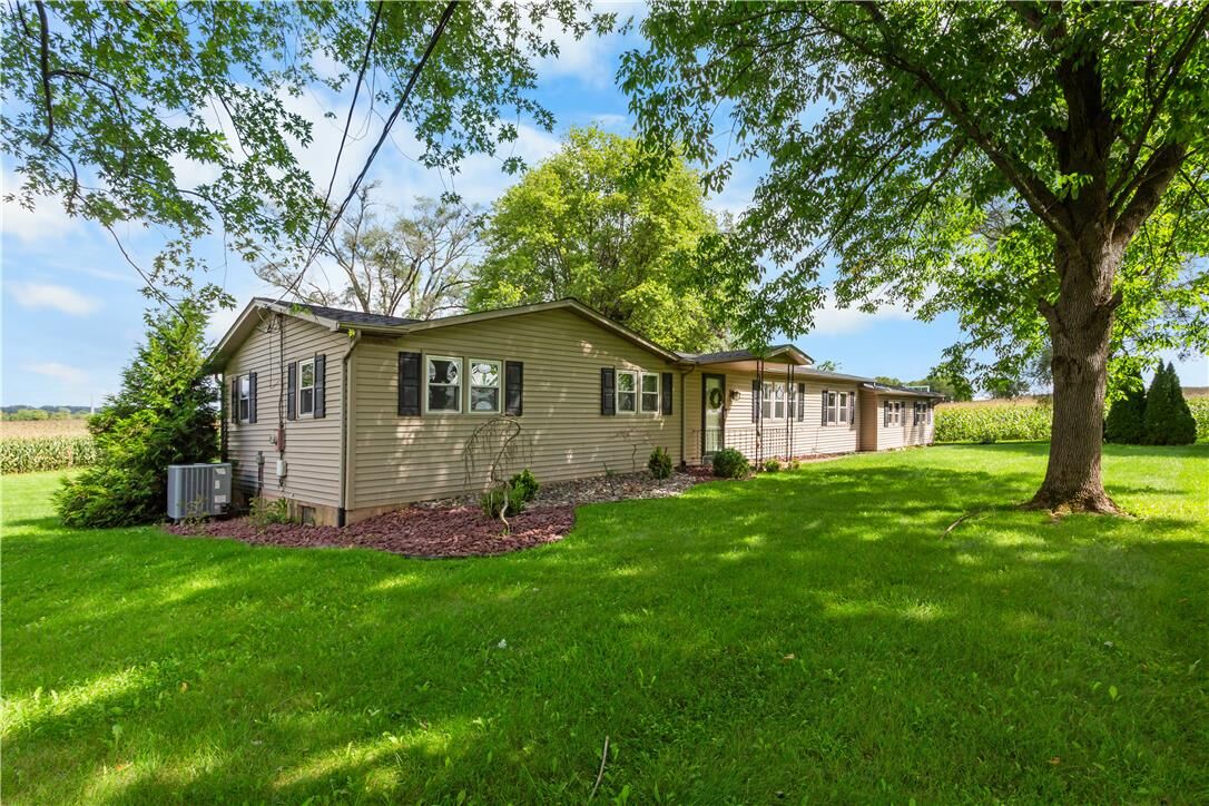 Property Photo:  6251 Locust Road  PA 18014 