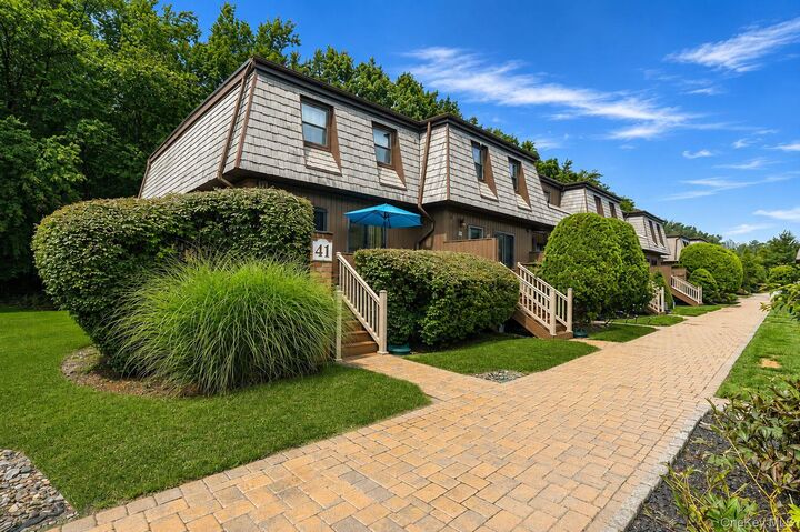 Property Photo:  41 Heritage Drive A  NY 10956 