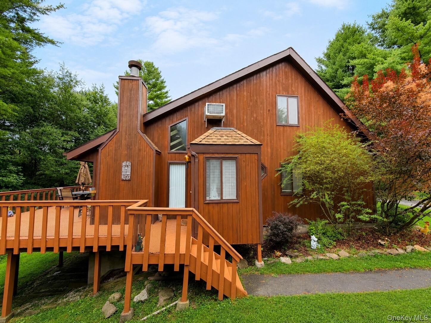 Property Photo:  6 Water Lilly Lane  NY 12701 