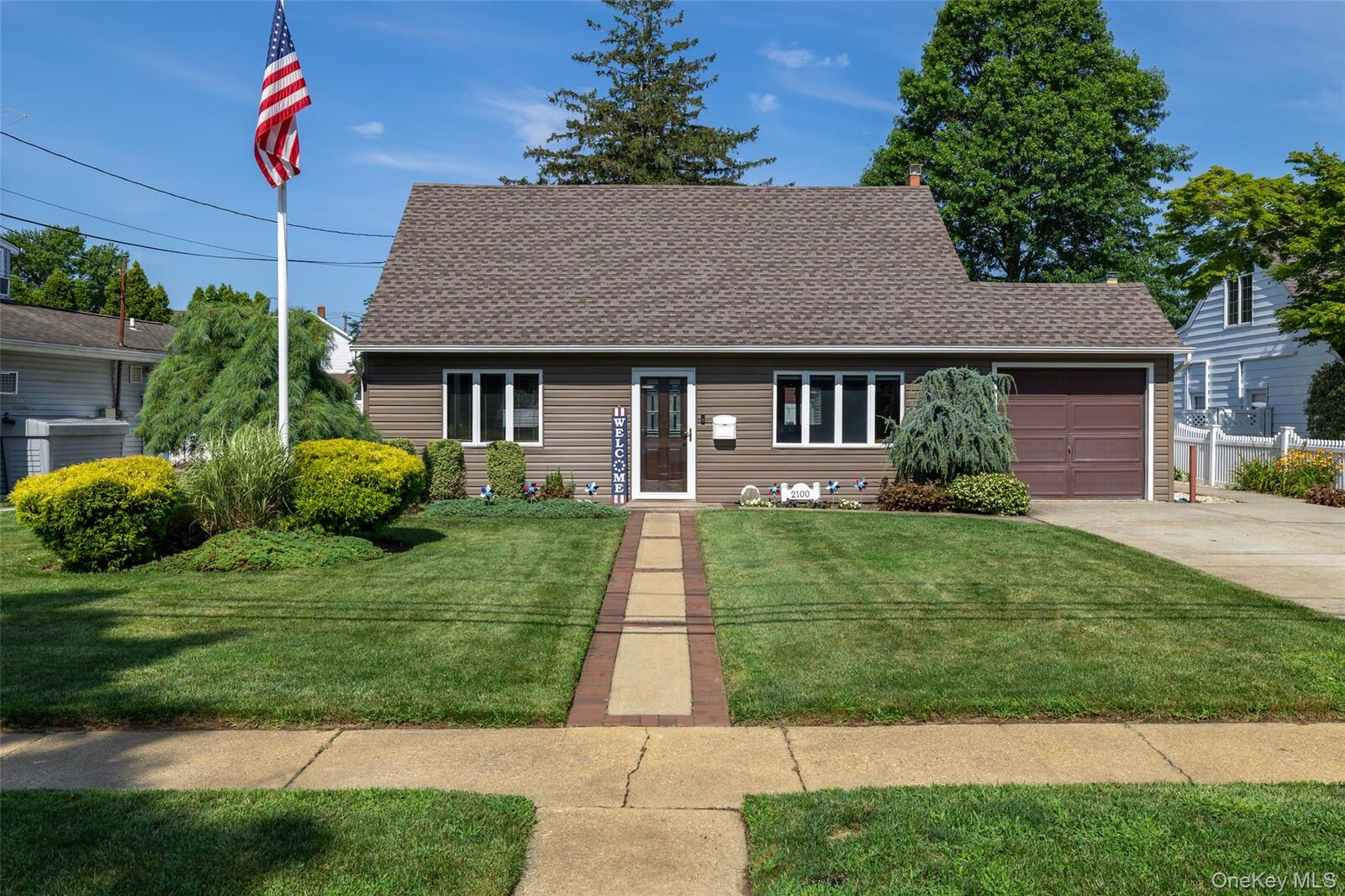 Property Photo:  2100 North Drive  NY 11783 