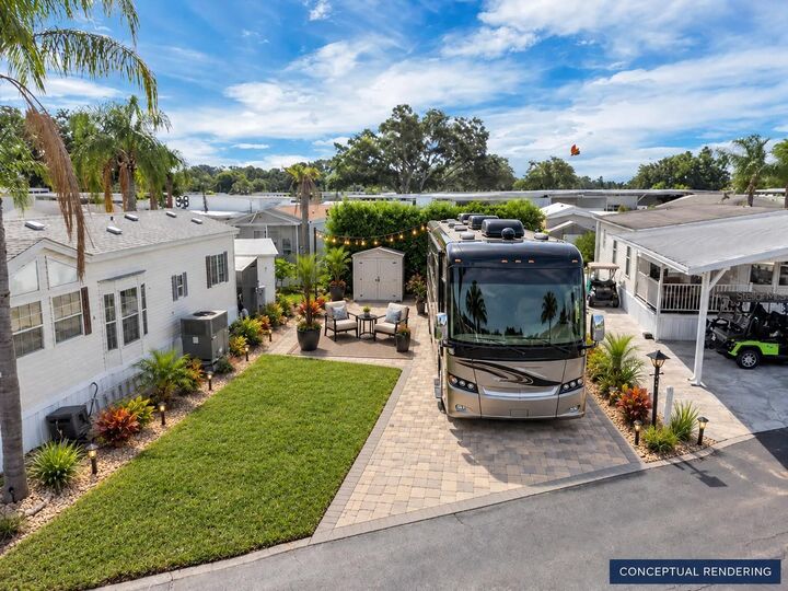 Property Photo:  502 Par Pines Boulevard  FL 33837 