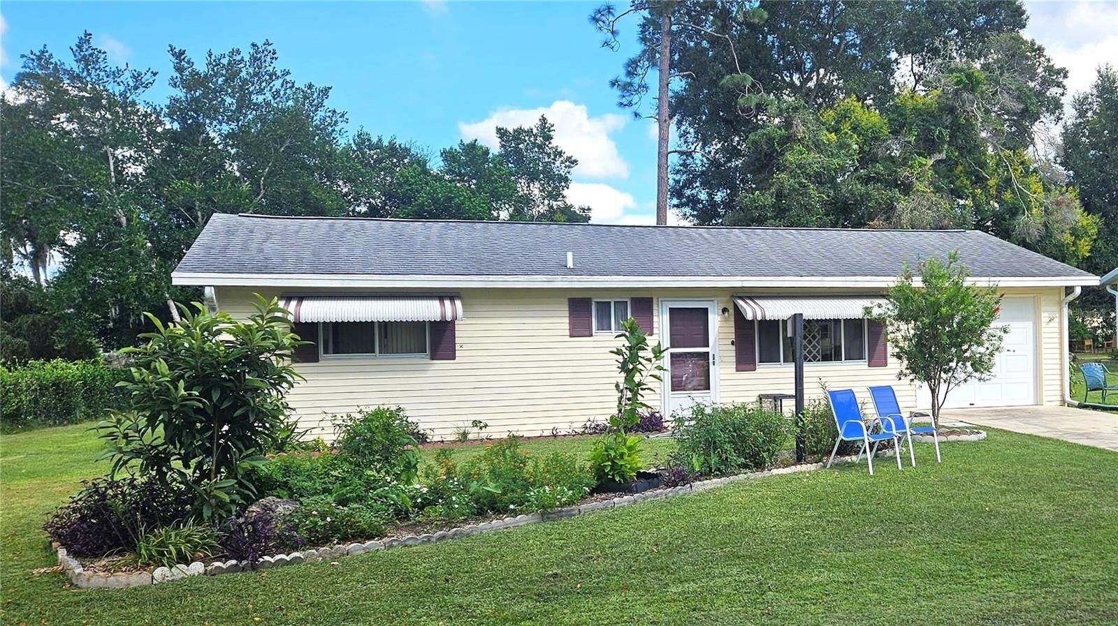 Property Photo: 11145 SW 79th Avenue FL 34476