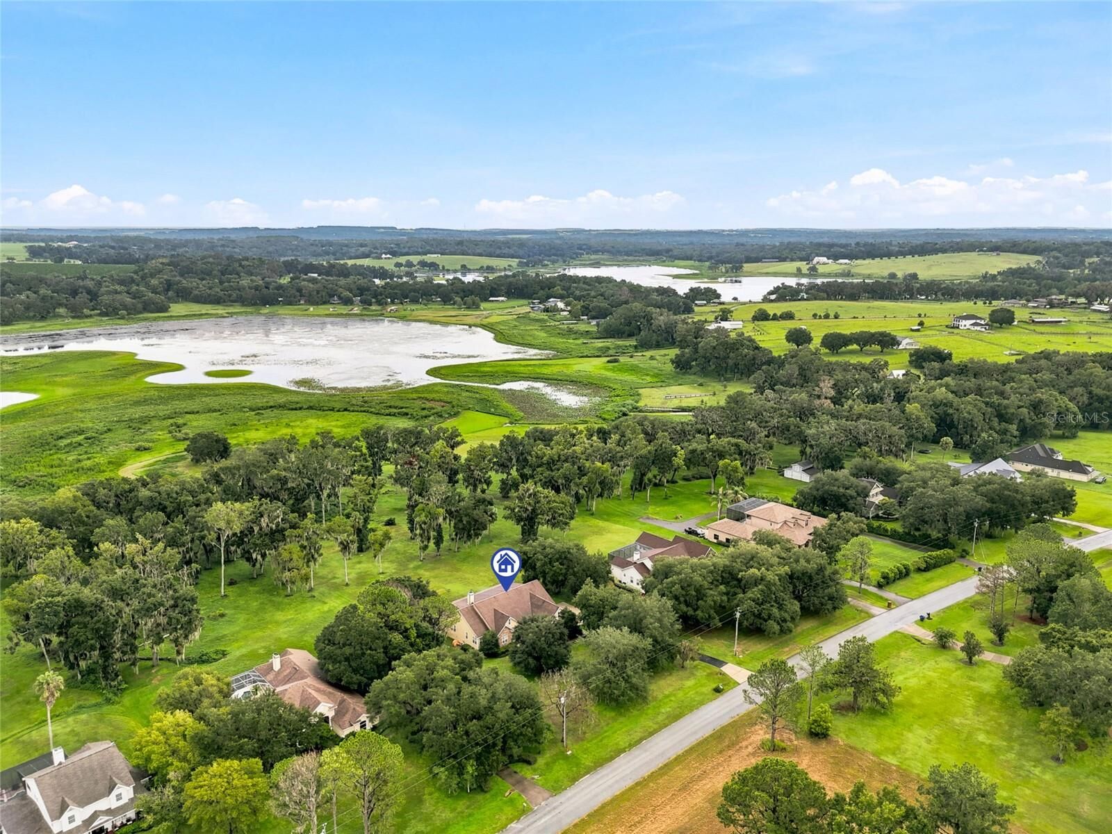 Property Photo: 18350 Hancock Bluff Road FL 33523
