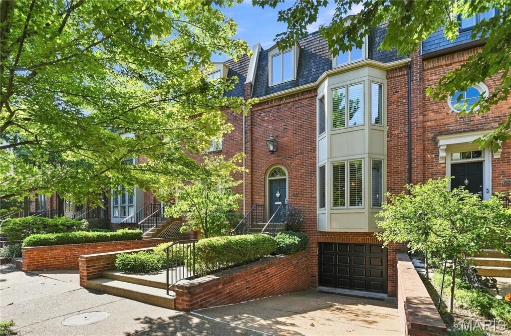 Property Photo:  4510 Pershing Place  MO 63108 