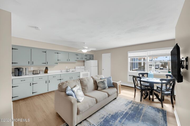 Property Photo: 905 SW Central Avenue NJ 08752