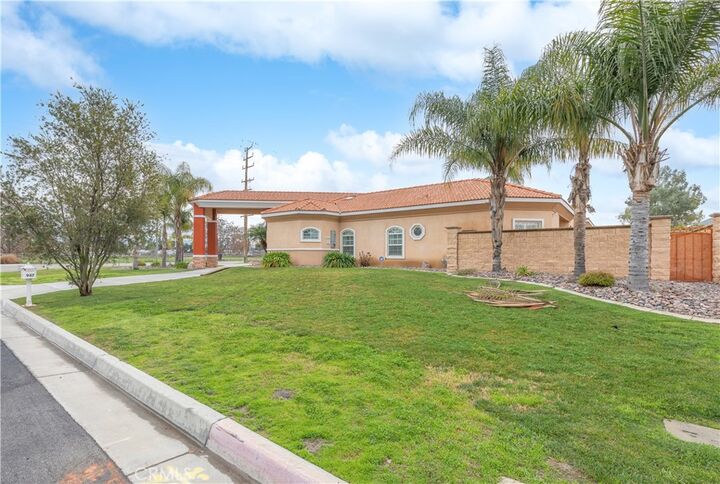 Property Photo: 947 W Commonwealth Avenue CA 92543