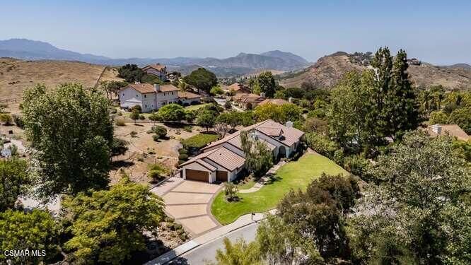 Property Photo:  3679 Paseo De Nublado  CA 91360 