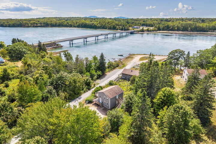 Property Photo:  7 Wharf Road  ME 04664 