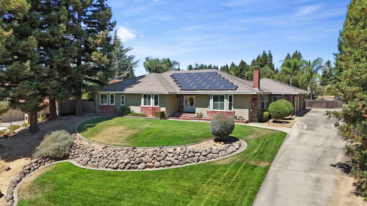 Property Photo:  10117 Del Almendra Drive  CA 95361 