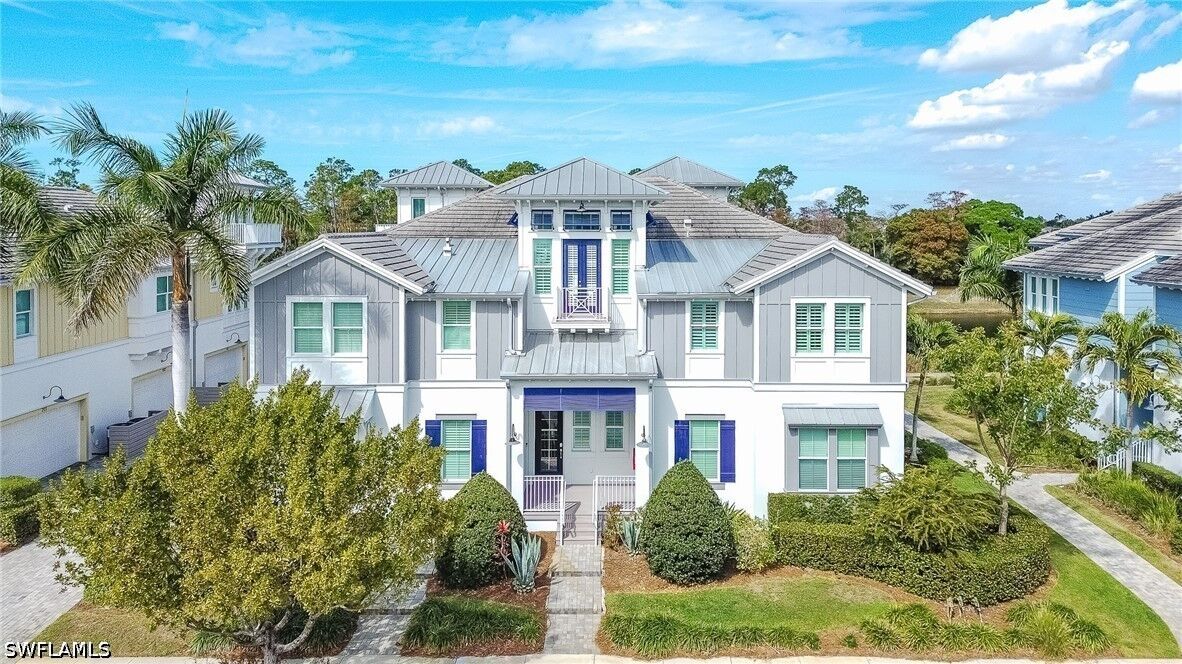Property Photo: 6573 Dominica Drive 202 FL 34113