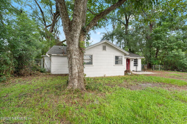 Property Photo:  5329 Rio Grande Avenue  FL 32254 
