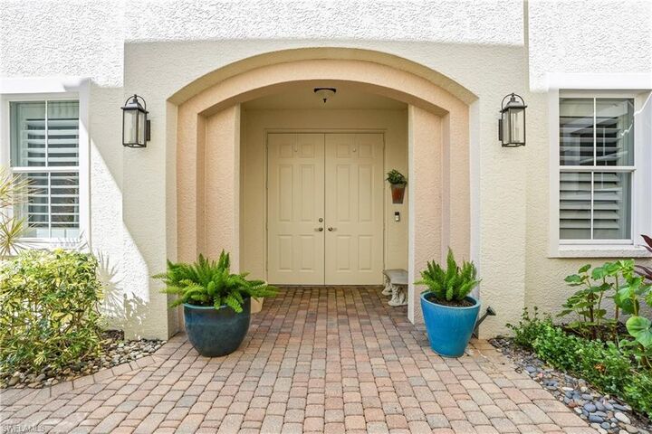 Property Photo:  587 Avellino Isles Cir 23101  FL 34119 