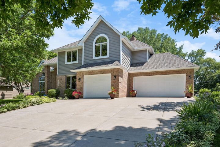 Property Photo:  710 Olive Lane N  MN 55447 