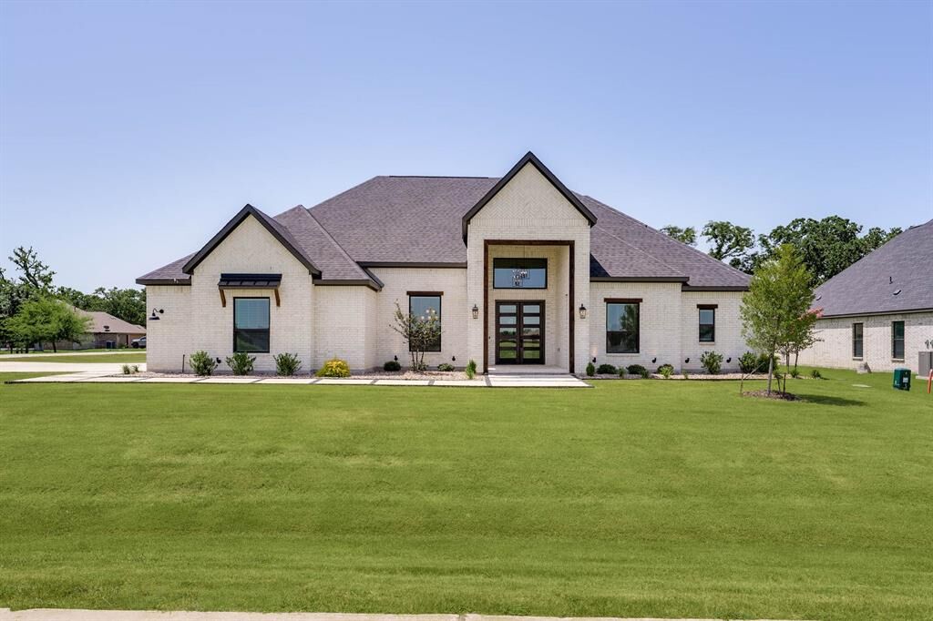 Property Photo:  100 Wild Plum Drive  TX 76227 