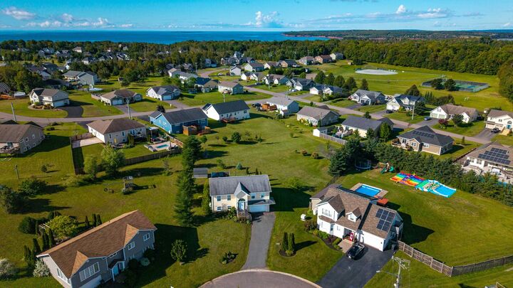 Property Photo: 50 Maclauchlan Drive PE C1B 1M2
