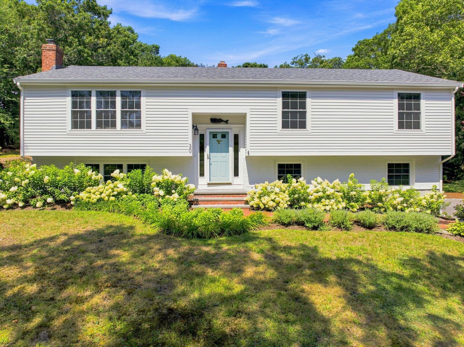 Property Photo:  30 Pawtuxet  MA 02360 
