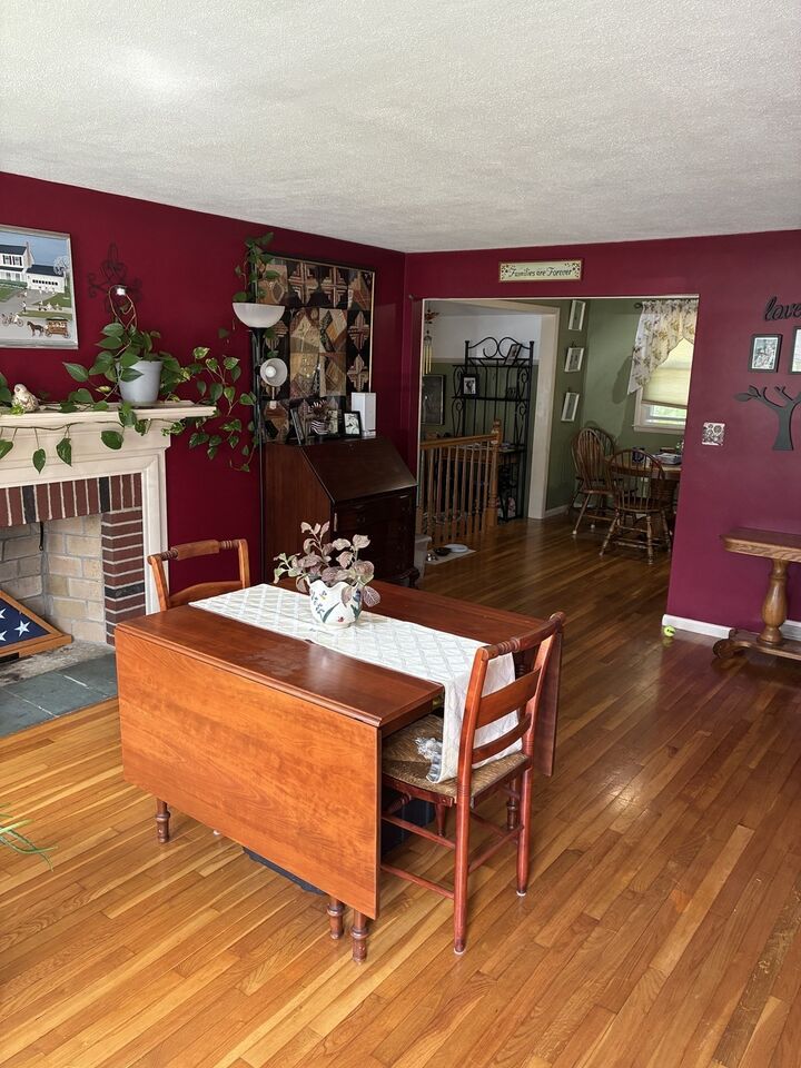 Property Photo:  89 Porter Rd  MA 01752 