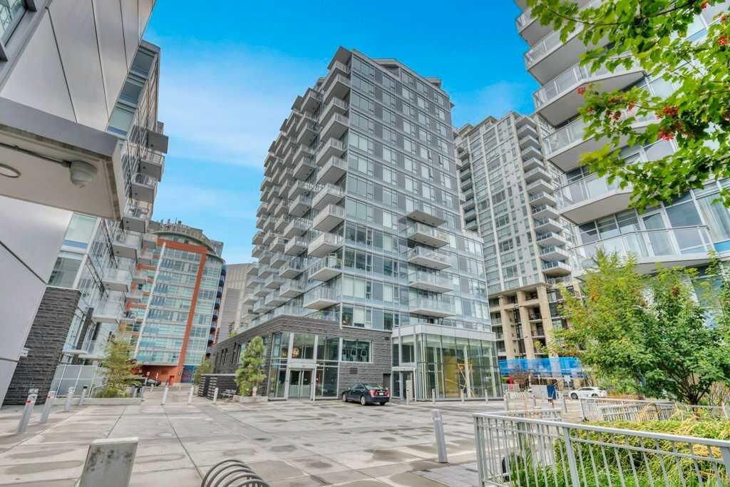 Photo de la propriété:  108 Waterfront Court SW 908  AB T2P 1K7 