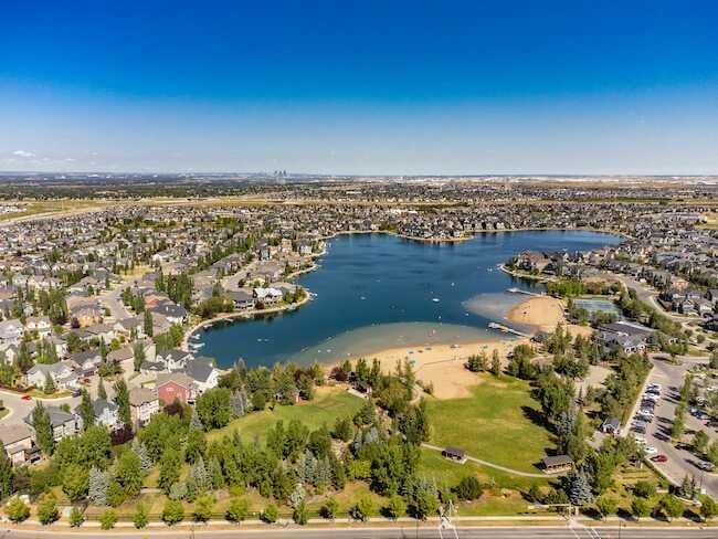 Property Photo: 150 Auburn Meadows Manor SE 306 AB T3M 2S6
