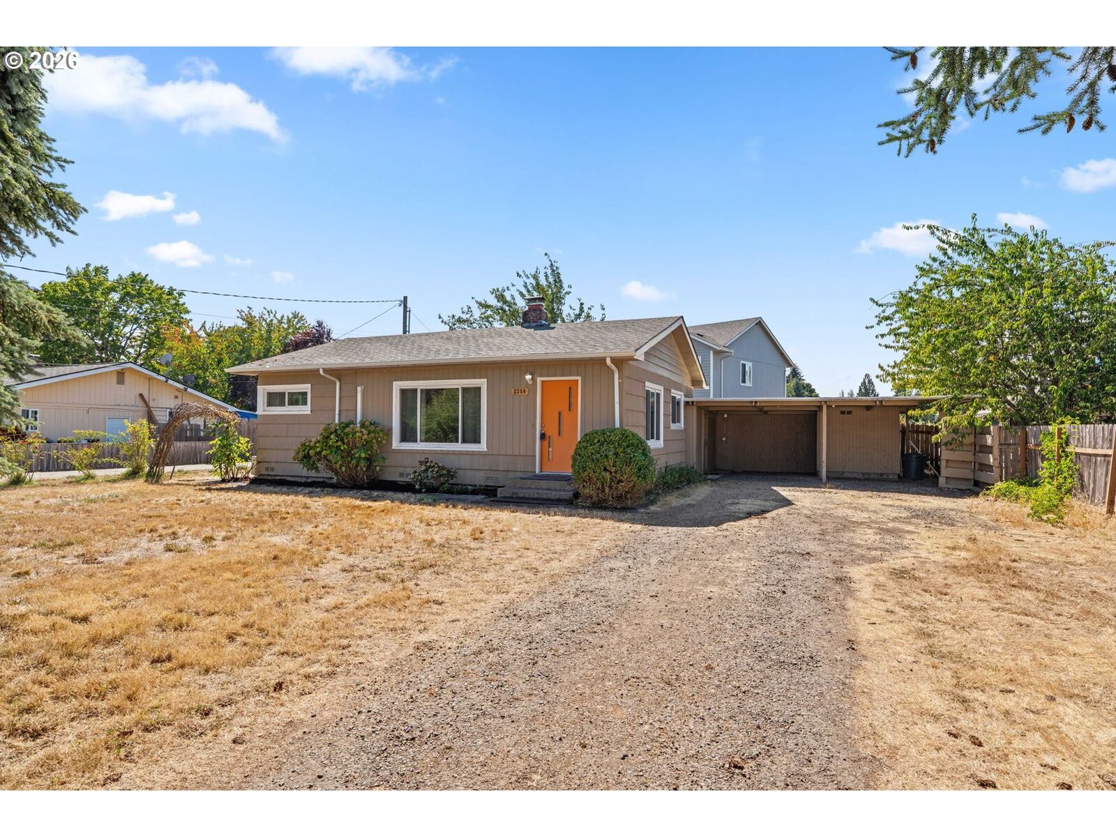 Property Photo: 2250 Devos St OR 97402