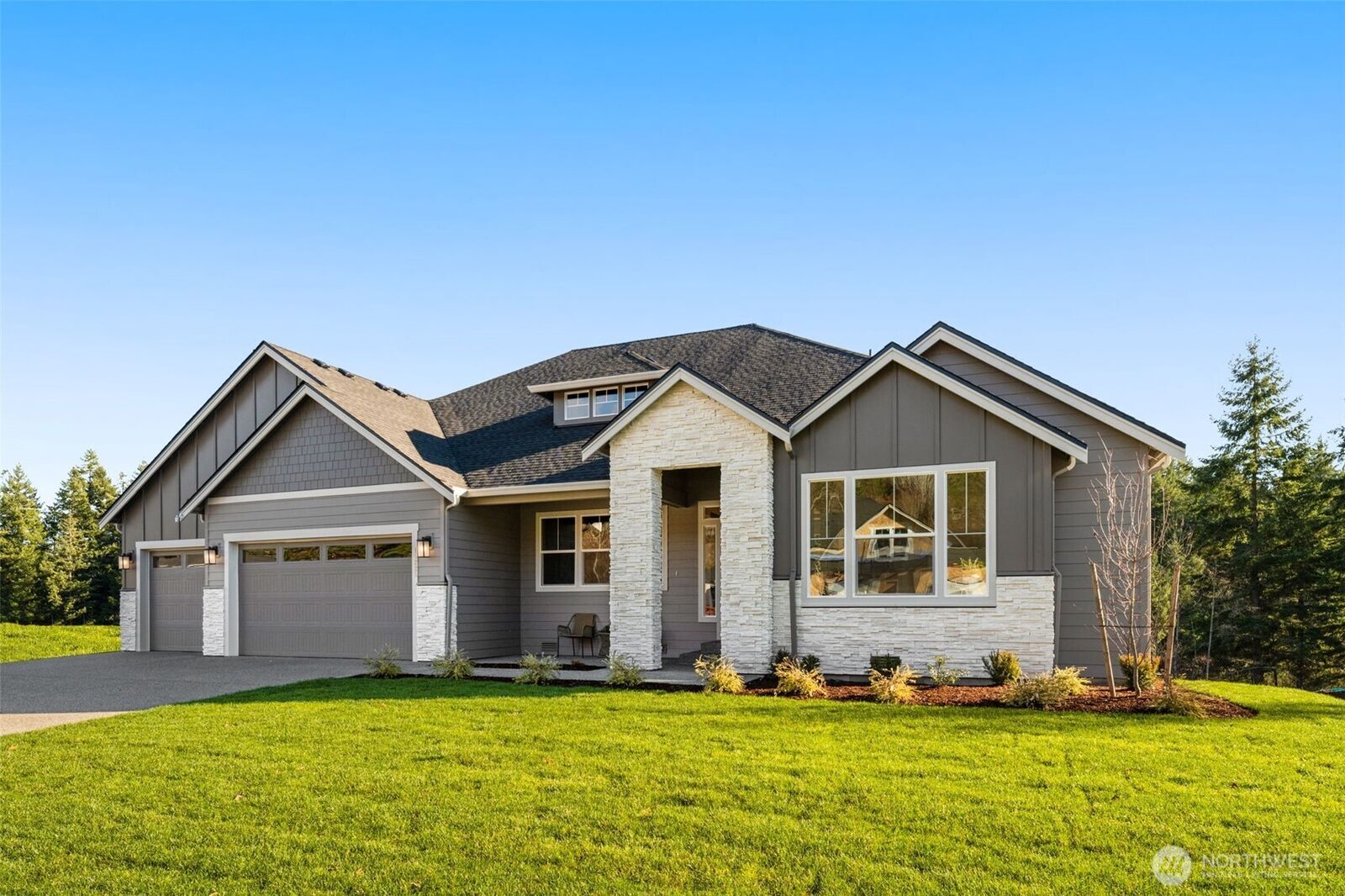 Property Photo:  14823  210th Place E 1487  WA 98391 