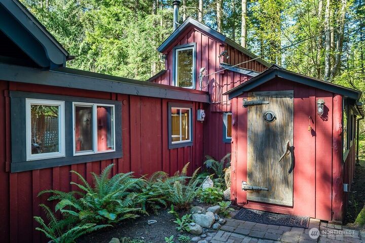 Property Photo:  4160  Mud Bay Road  WA 98261 