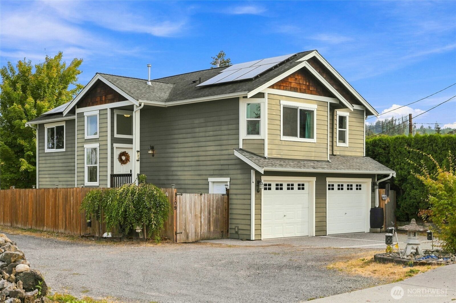 Property Photo: 109 E Pioneer Street WA 98252