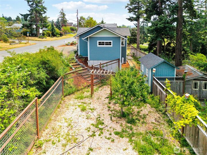 Property Photo:  1225  Cherry Street  WA 98368 