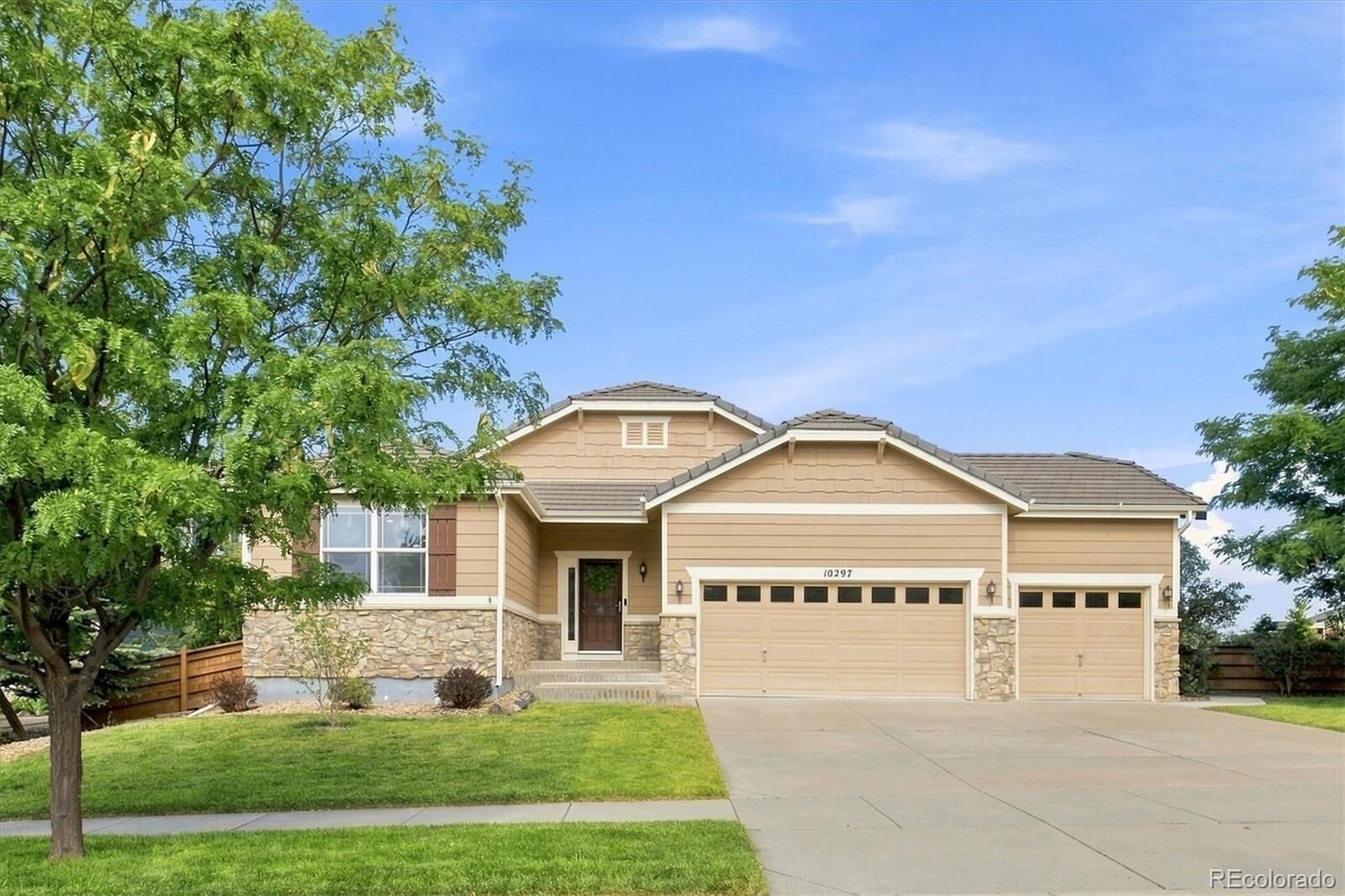 Property Photo:  10297 Quintero Street  CO 80022 