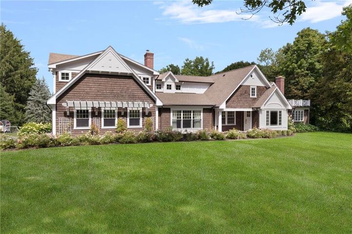 Property Photo:  543 Woonsocket Hill Road  RI 02896 