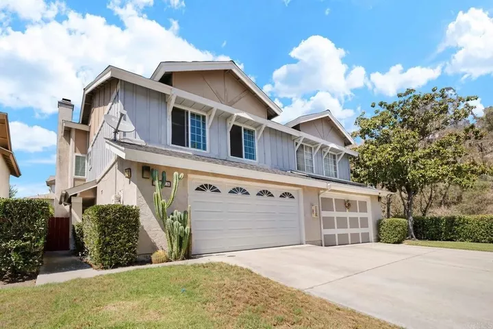 Property Photo:  2115 Manzana Way  CA 92139 