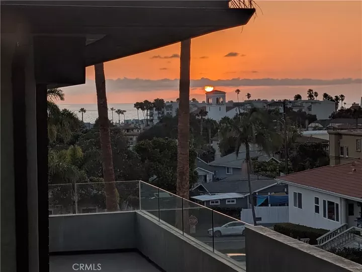 Property Photo: 412 Miramar Drive CA 90277