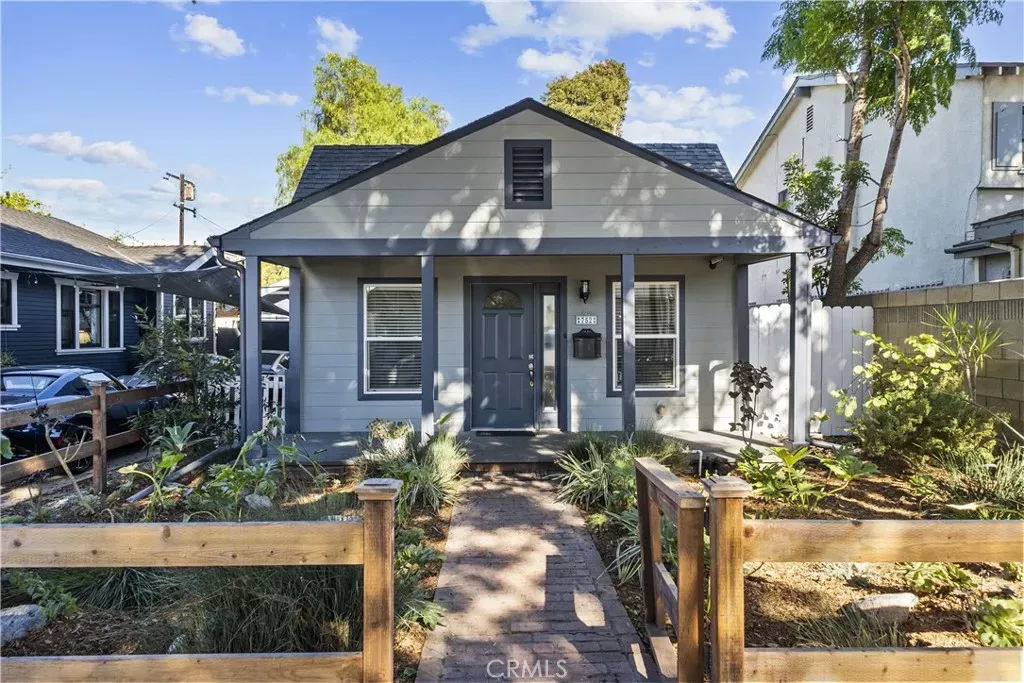 Property Photo:  752 Loma  CA 90804 