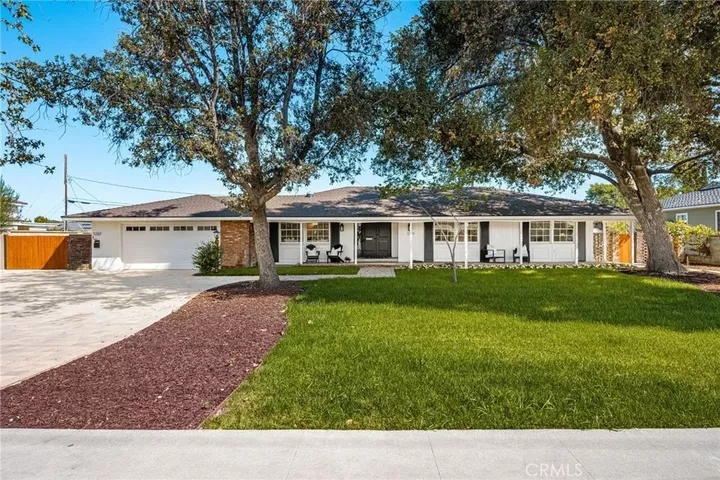 Property Photo:  1209 E Walnut  CA 92867 