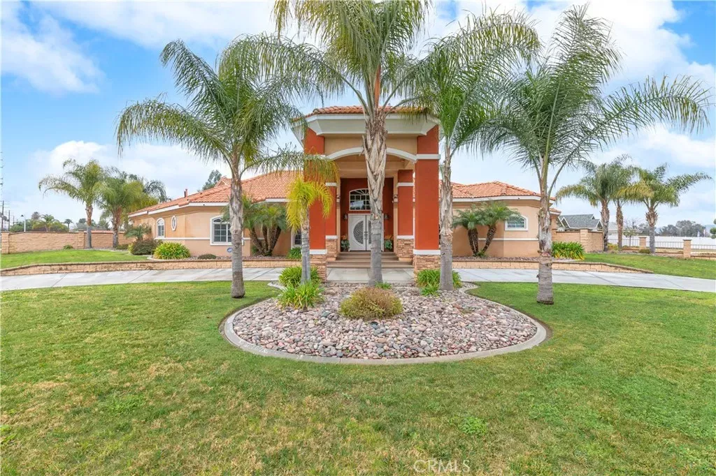 Property Photo: 947 W Commonwealth Avenue CA 92543