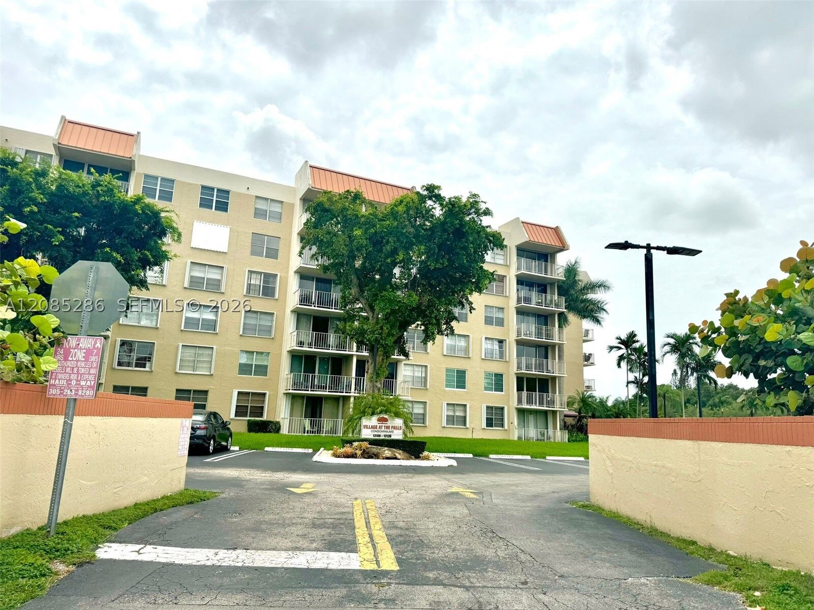 Property Photo:  13120 SW 92nd Ave B-121  FL 33176 
