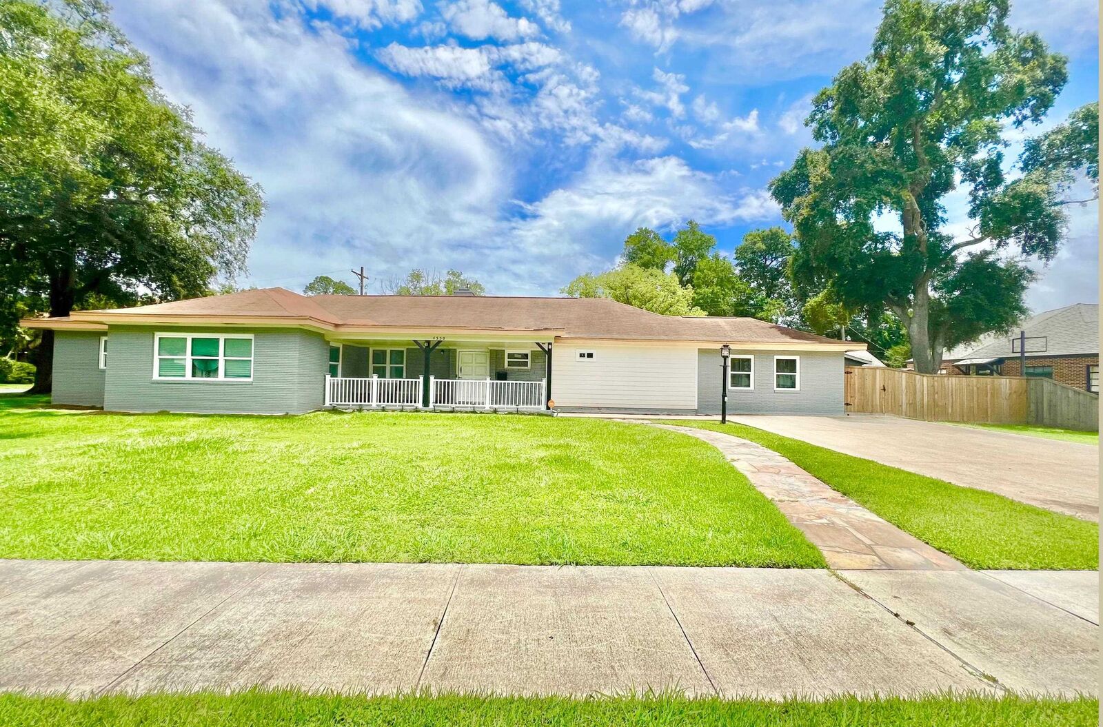Property Photo: 4550 Sunken Court TX 77642