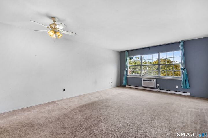 Property Photo:  287 Hamilton Avenue 4D  CT 06902 