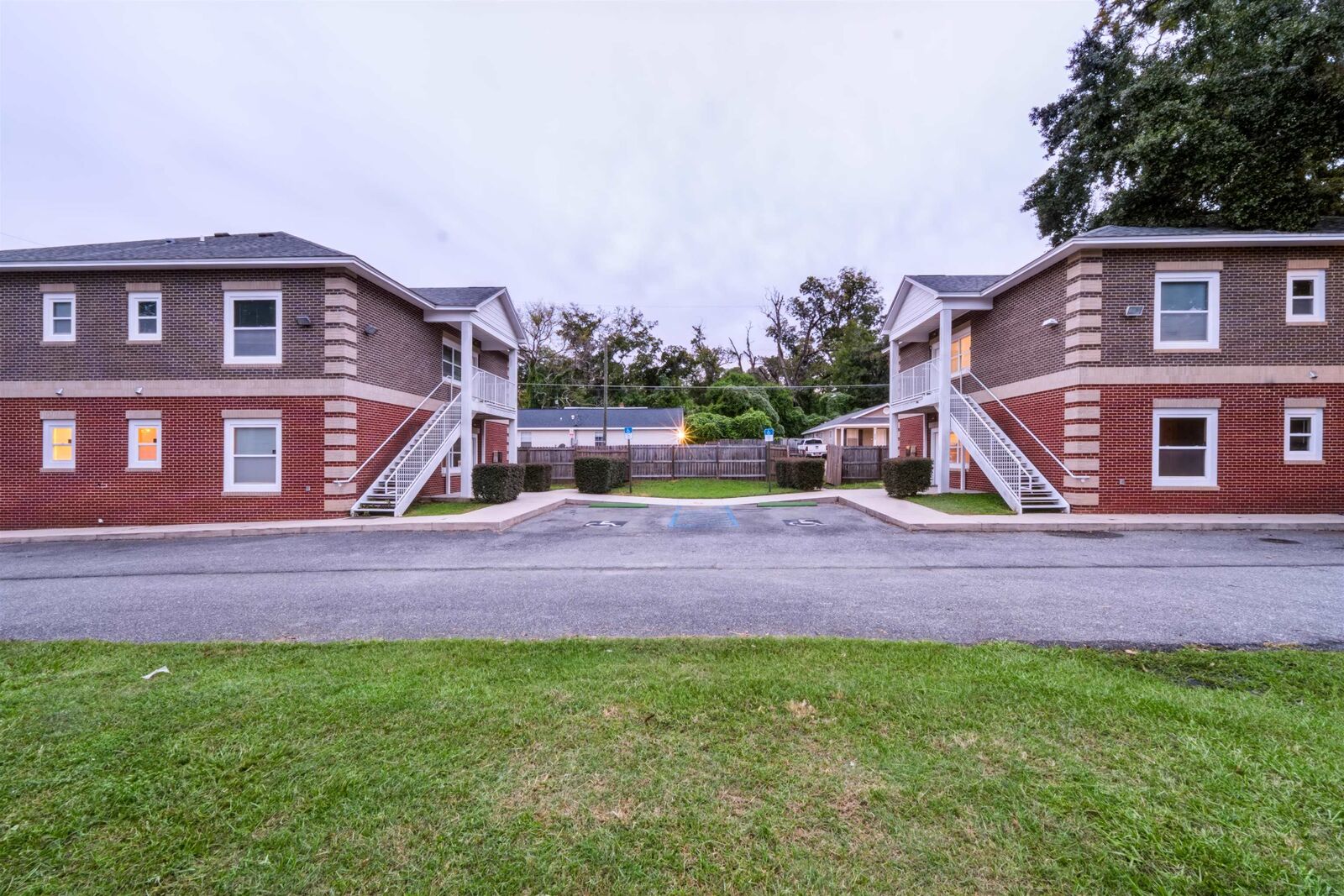 Property Photo: 601 Pope Street 1 & 2 (605 Pope St) FL 32304