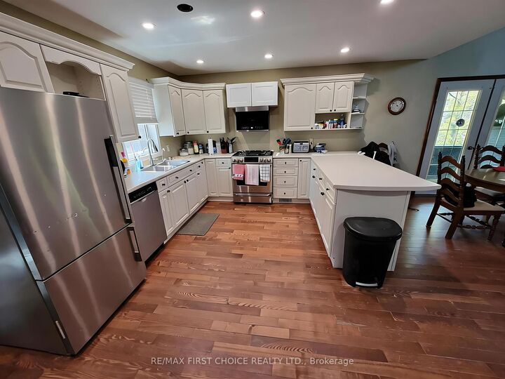Property Photo:  285 Sundwall Rd  ON P0W 1N0 