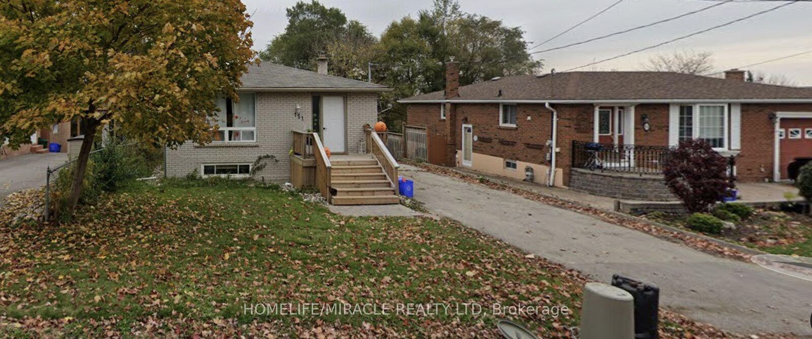 Property Photo:  151 Collings Avenue  ON L3Z 1V9 