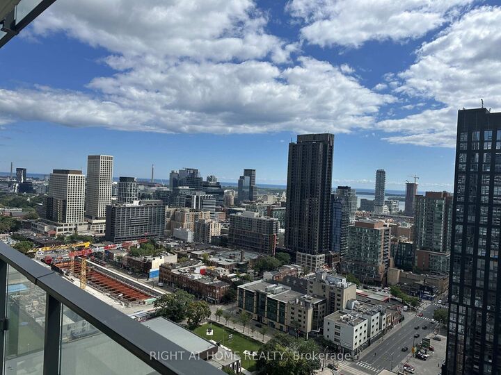 Photo de la propriété:  47 Mutual Street 2801  ON M5B 0C6 