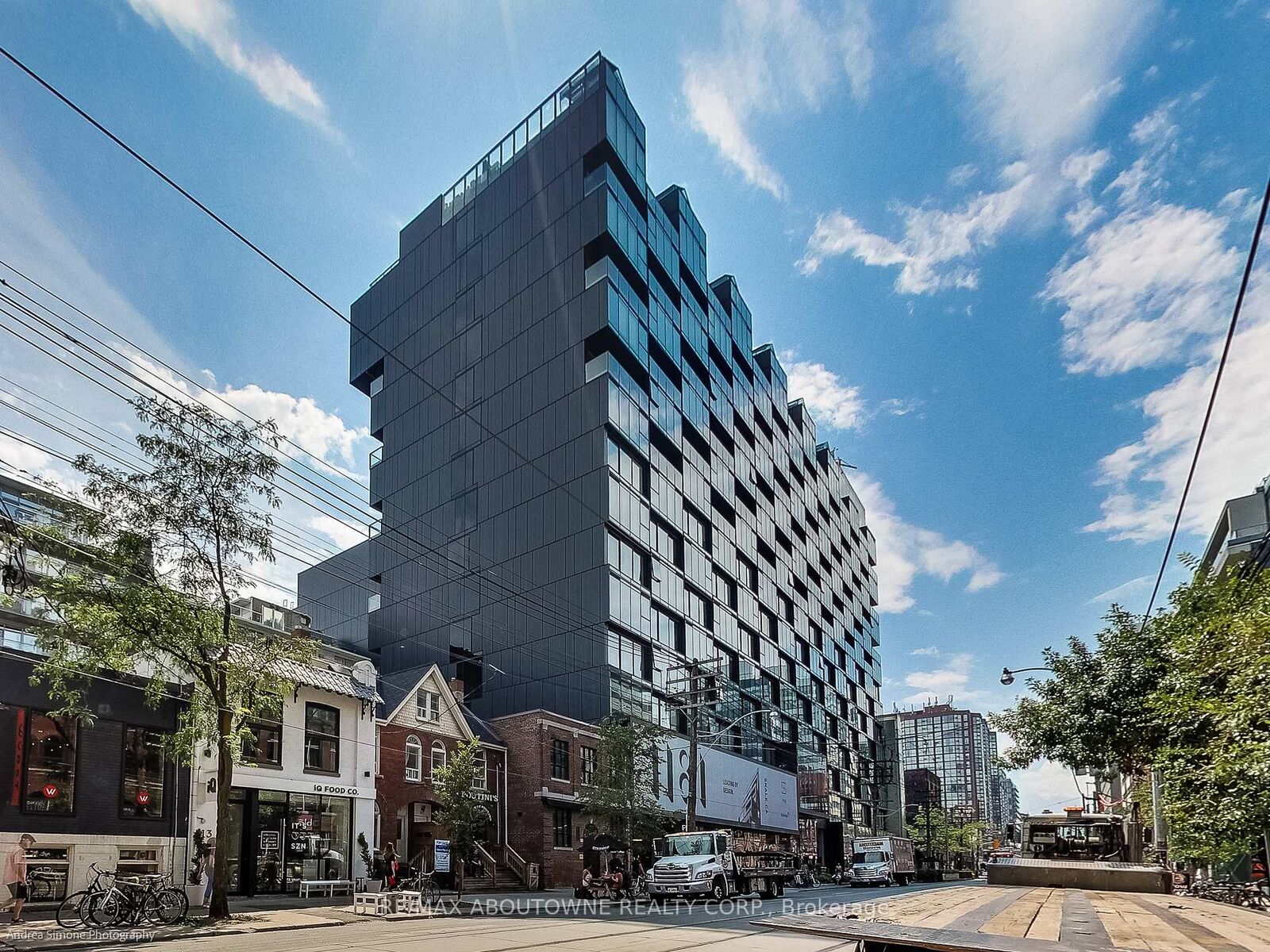 Property Photo:  629 King Street W 1133  ON M5V 0G9 
