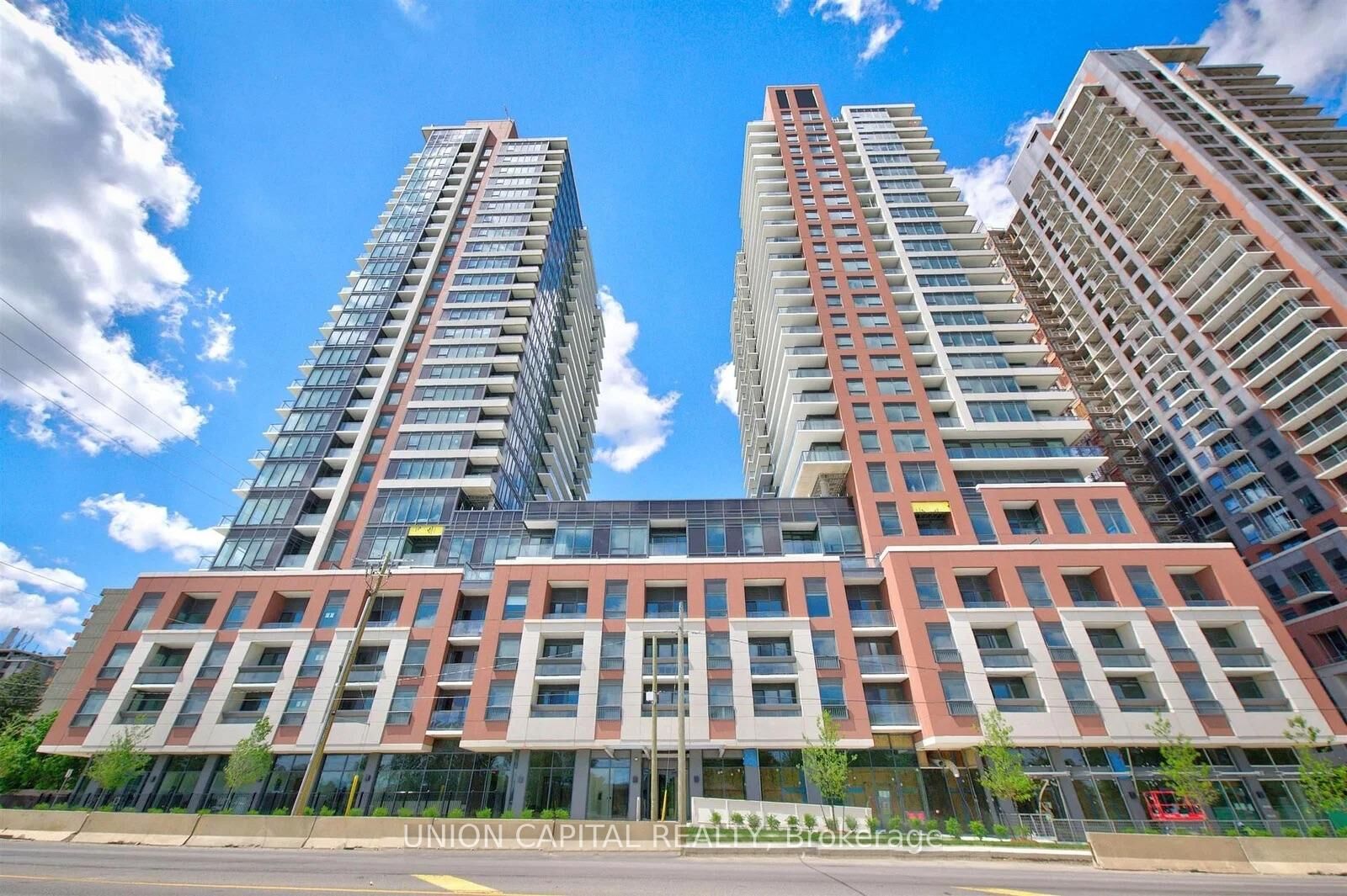 Property Photo: 4010 Eglinton Avenue W 1916 ON M9A 0G5