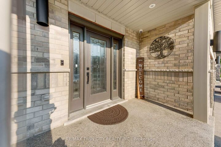 Property Photo:  49 Scots Pine Trail  ON N2R 0N6 