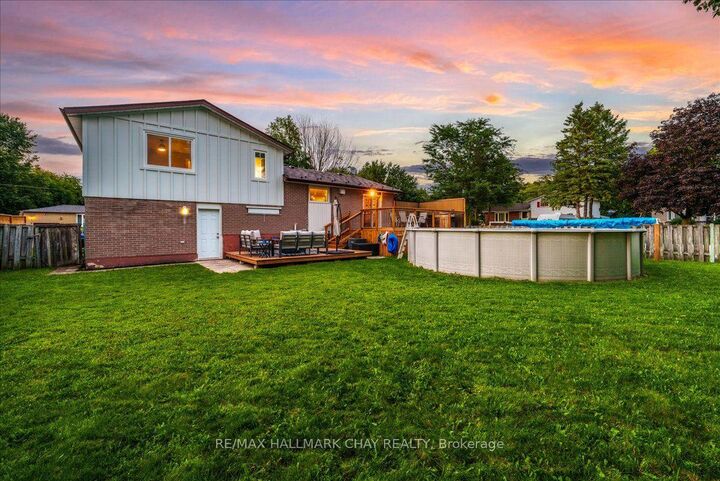 Property Photo:  12 Larkdale Crescent  ON L0M 1B0 