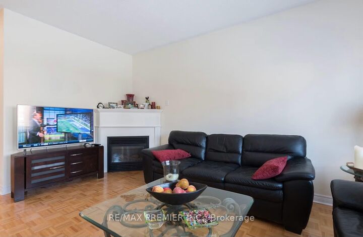 Property Photo:  144 Greenview Circle  ON L6A 0B6 